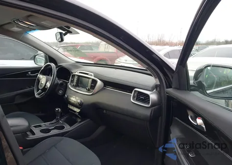 2017 Kia Sorento 2.4L Lx from USA, damaged, VIN 5XYPGDA38HG267323